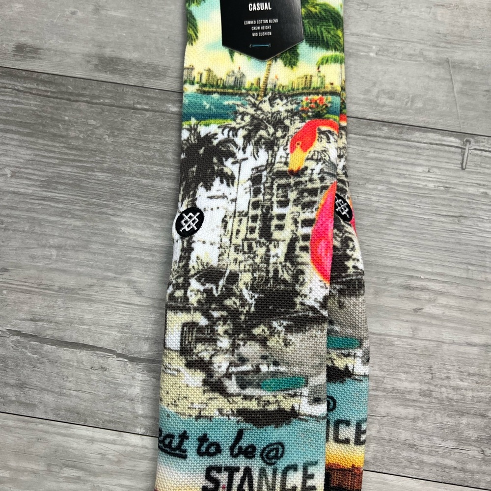 Stance NWT Dwayne Wade Miami Flamingo Pattern Socks - Picture 4 of 4